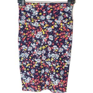 LuLaRoe Cassie pencil skirt geometric pattern black white polyester size xs READ